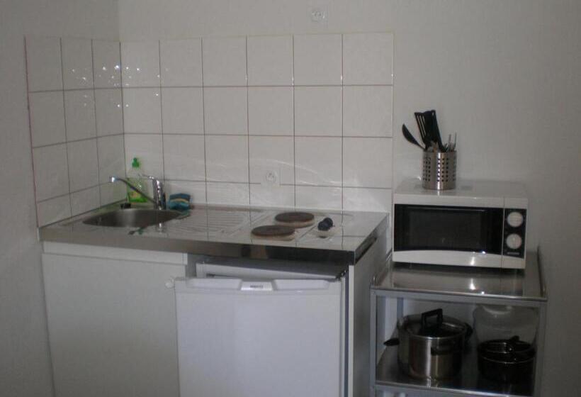 标准工作室, Appart Hotel De La Paix
