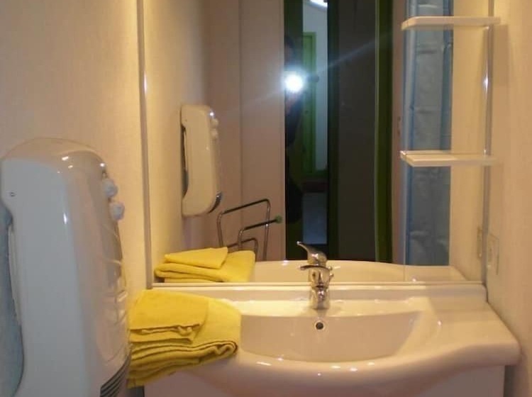 标准工作室, Appart Hotel De La Paix