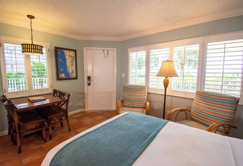 标准间, Vanderbilt Beach Resort