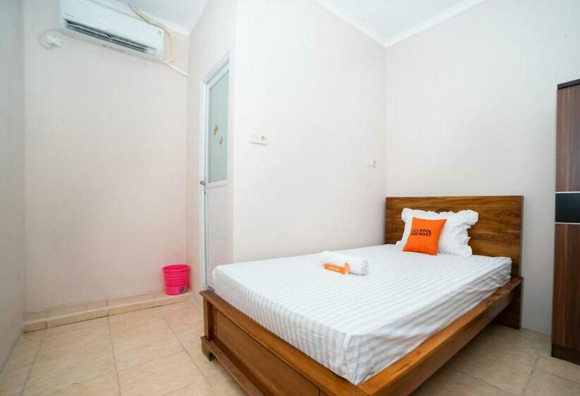 Номер Стандарт Индивидуальный, Koolkost Near Rs Pelabuhan Jakarta   Minimum Stay 6 Nights