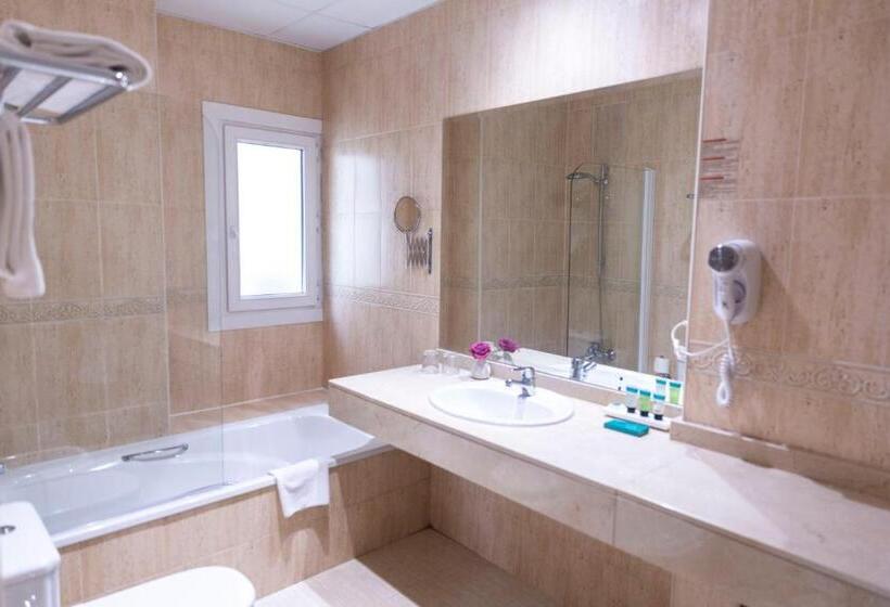 Habitación Estándar con Salón, Serrano