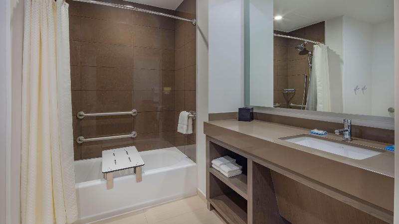 Люкс, Bg Hotel Portinatx Beach Club