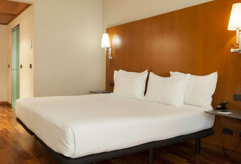 标准三人间, B&B Ciudad de Lleida