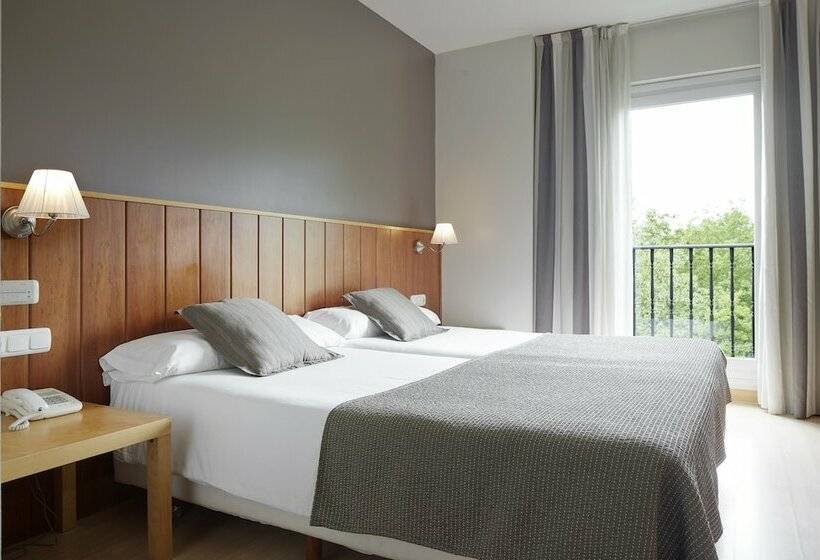 Номер Стандарт, Iriguibel Huarte Pamplona