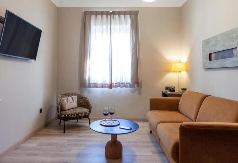 Family Suite, Macia Monasterio De Los Basilios