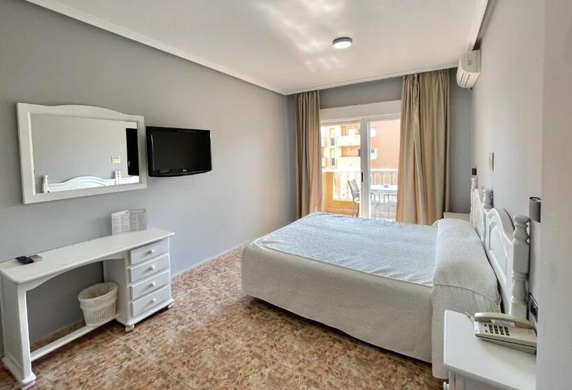Четырехместный Номер Deluxe, Parquemar Premium Beach