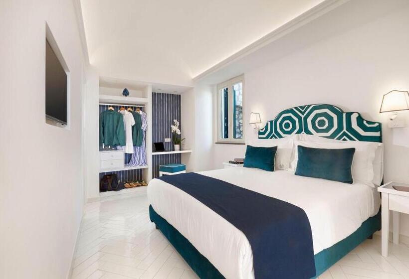 سوییت سوپریور, Residence 2 Pini