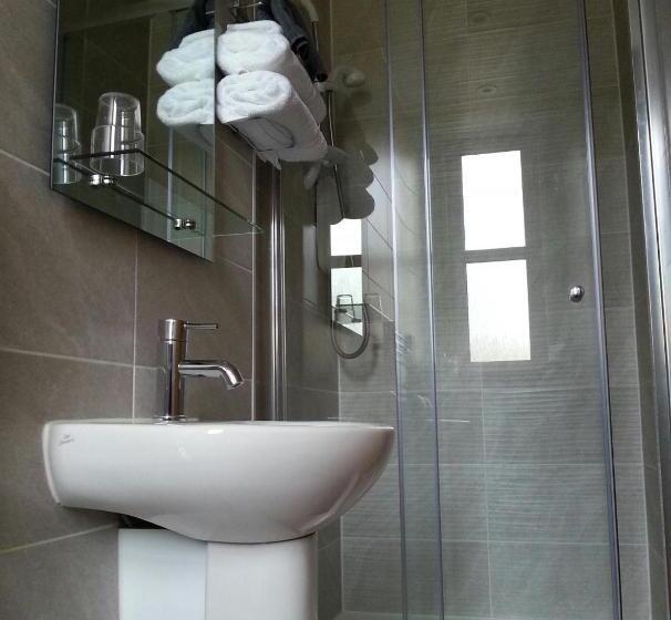 Номер Deluxe, Gifford House