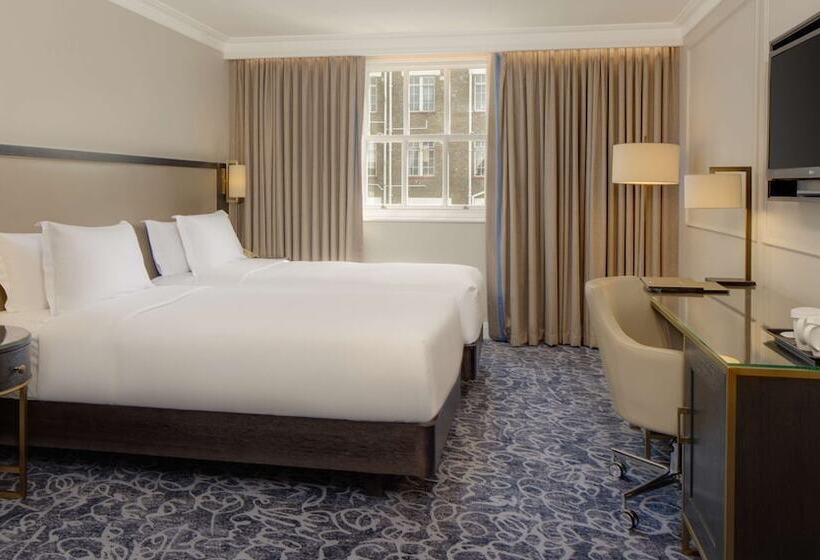 Номер Стандарт, Hilton London Euston