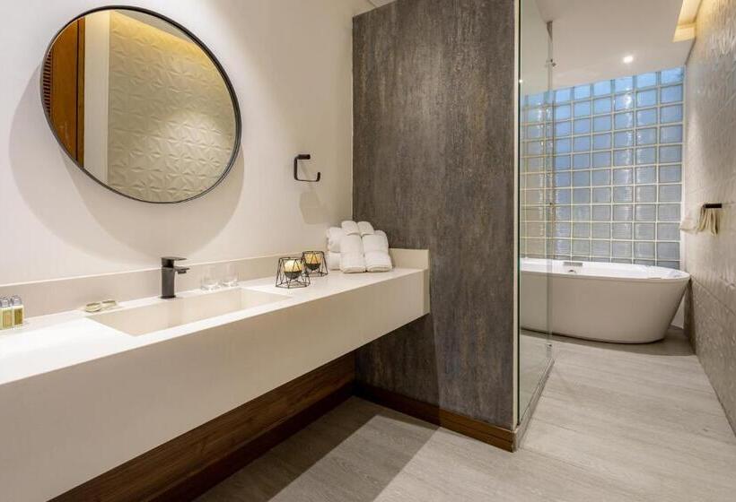 스위트, Alko Hotel Casa Nispero