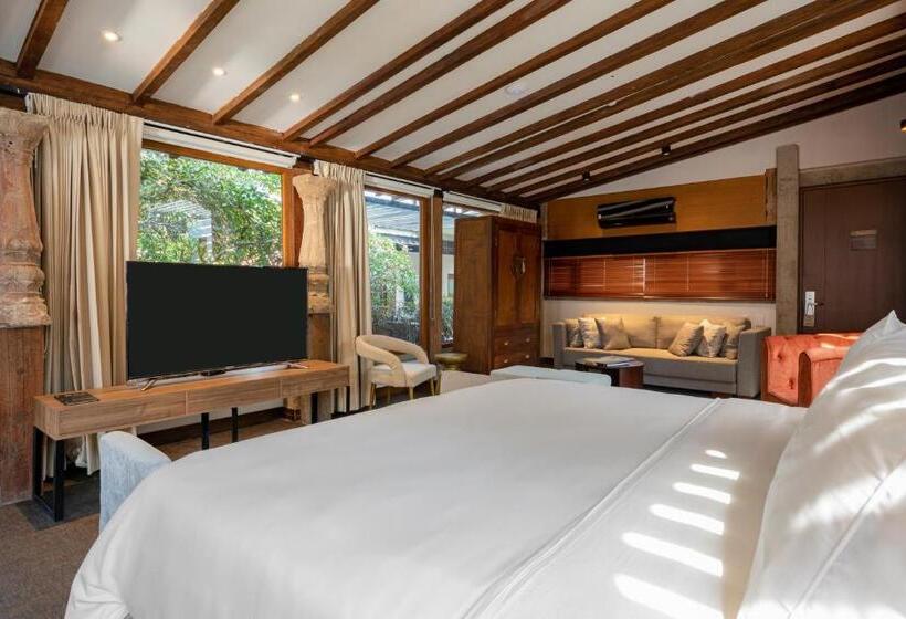 프레지덴셜 스위트, Alko Hotel Casa Nispero