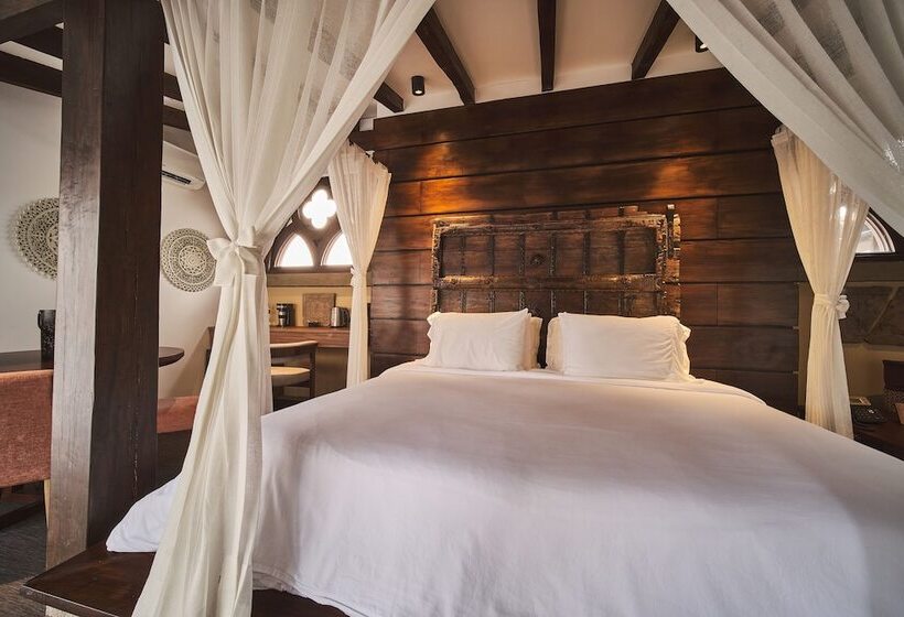 스위트, Alko Hotel Casa Nispero