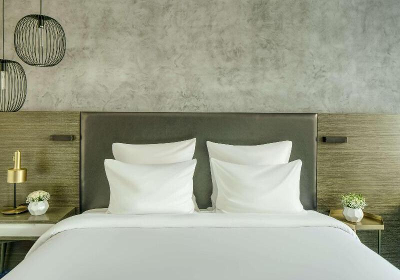 Номер Superior Вид на Город, Pullman Sharjah
