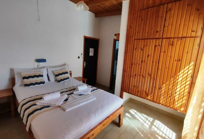 اتاق لوکس با بالکن, Oleander S Garden Traditional Cretan Cottage