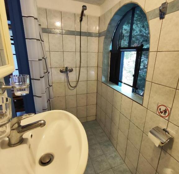 اتاق لوکس با چشم‌انداز دریا, Oleander S Garden Traditional Cretan Cottage