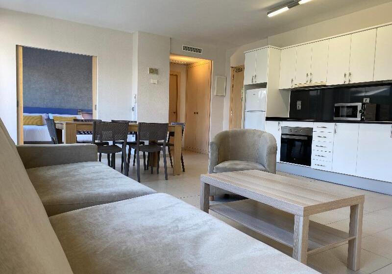 Апартаменты 2 Спальни, Atenea Park Suites & Apartments