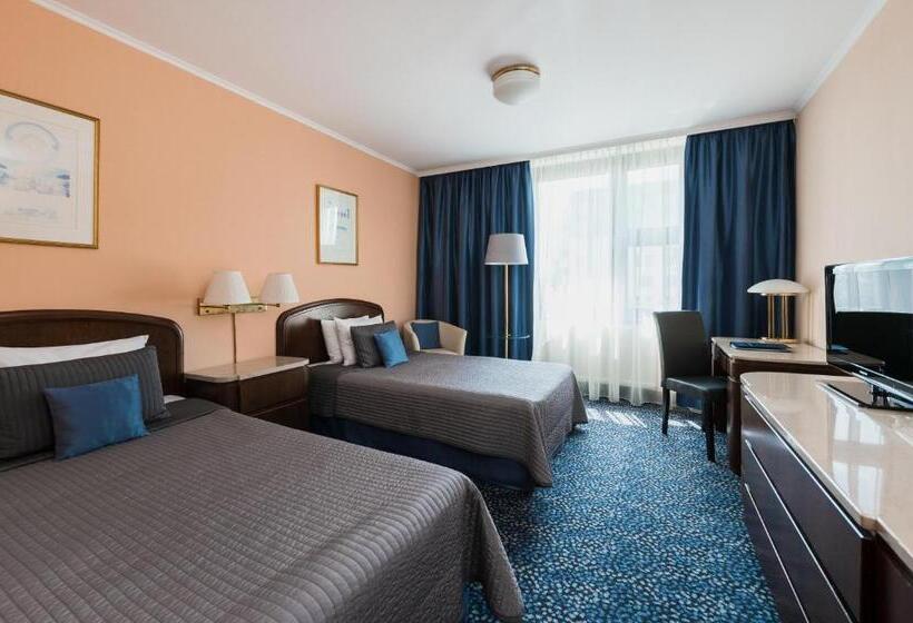 Номер Стандарт, Booking Hotel Crown Piast & Spa