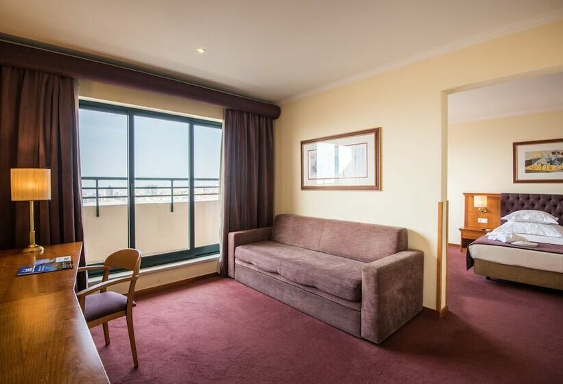 سوییت جونیور سوپریور, Vila Gale Porto   Centro