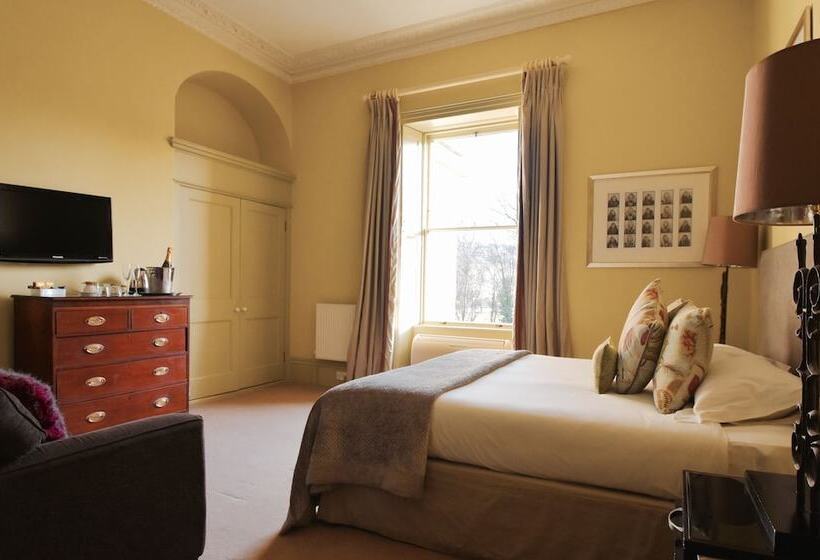 Номер Deluxe, The Windsor Town House
