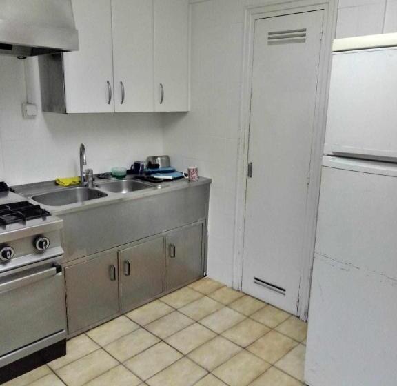 اتاق استاندارد, Residencia 12 Octubre