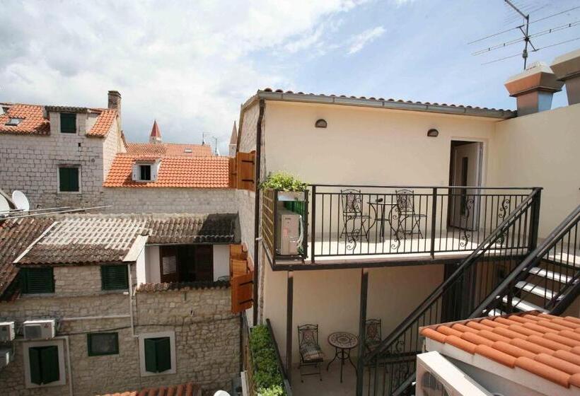 اتاق استاندارد, Rooms Beljan