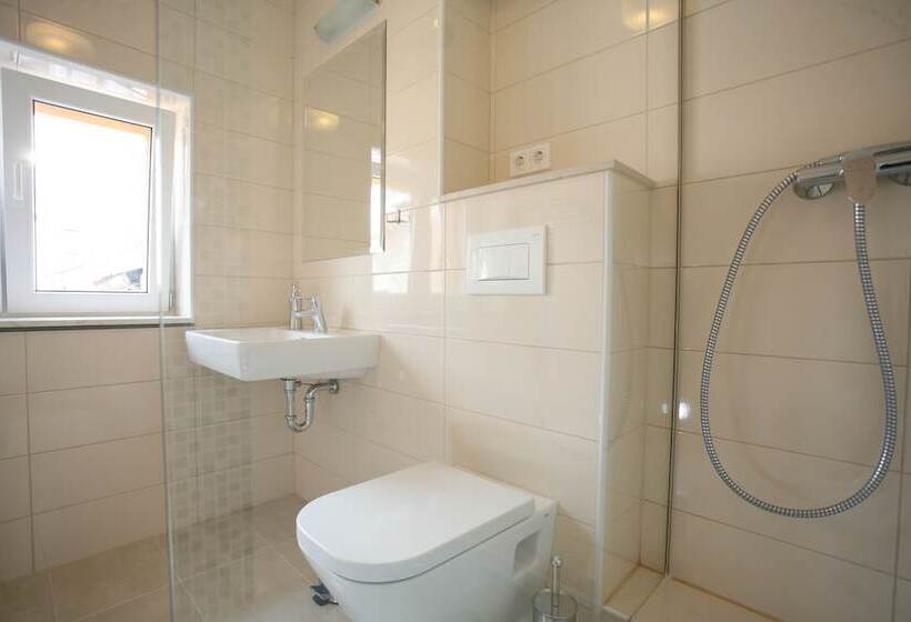 اتاق استاندارد, Rooms Beljan