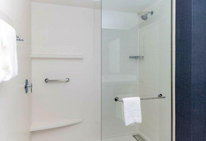Студио Стандарт Кровать Кинг, Residence Inn Franklin Berry Farms