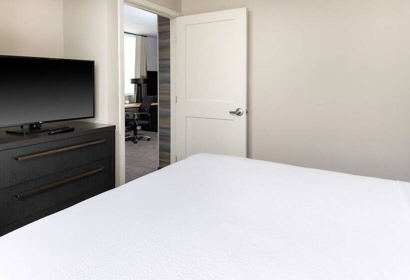Люкс, Residence Inn Franklin Berry Farms