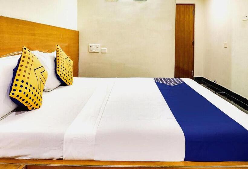 Номер Стандарт, Spot On Srinivasa Residency