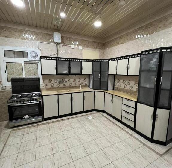 Президентский Люкс, سويت ان العلا للشقق المفروشة الخاصة Sweet In Alula Apartments And Organizing Tours