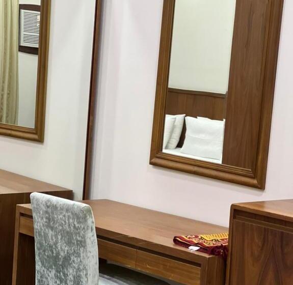 Люкс, سويت ان العلا للشقق المفروشة الخاصة Sweet In Alula Apartments And Organizing Tours