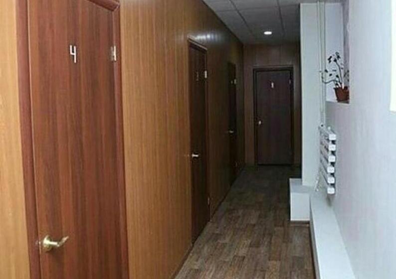 اتاق استاندارد چهار تخته, мини отель алатау,хостел