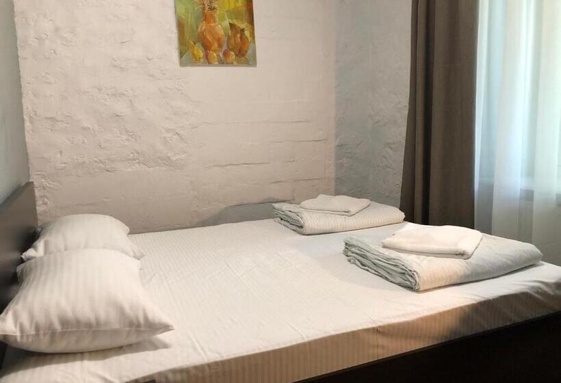 이코노미 룸, Fox Hostel