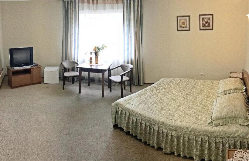 اتاق استاندارد, Geneva Hotel 800 метрів від Mcdonald S