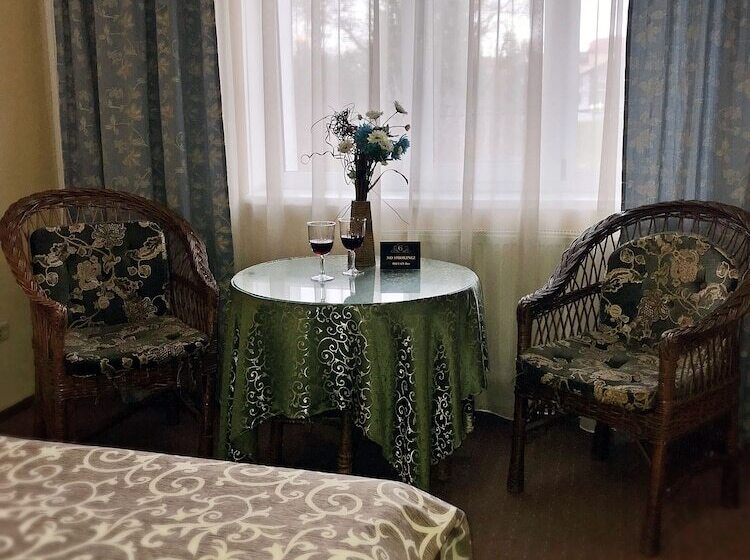 اتاق اکونومی, Geneva Hotel 800 метрів від Mcdonald S