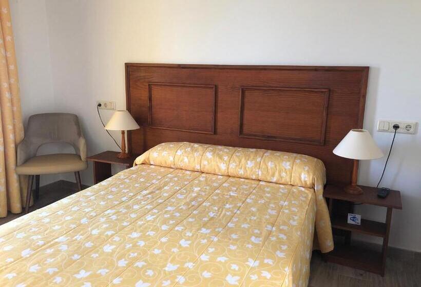 スタンダードルーム, Hostal Loreto