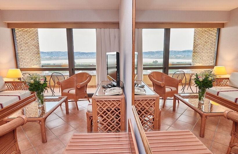수피리어 스위트, Divani Corfu Palace