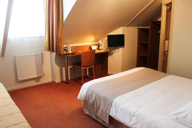 Номер Стандарт Трехместный, Kyriad Rennes Nord