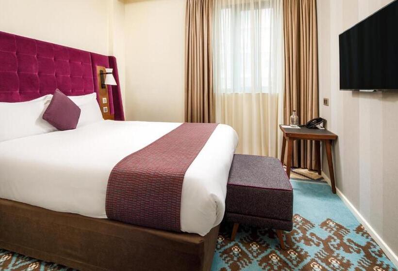 Номер Стандарт, Mercure London Bridge
