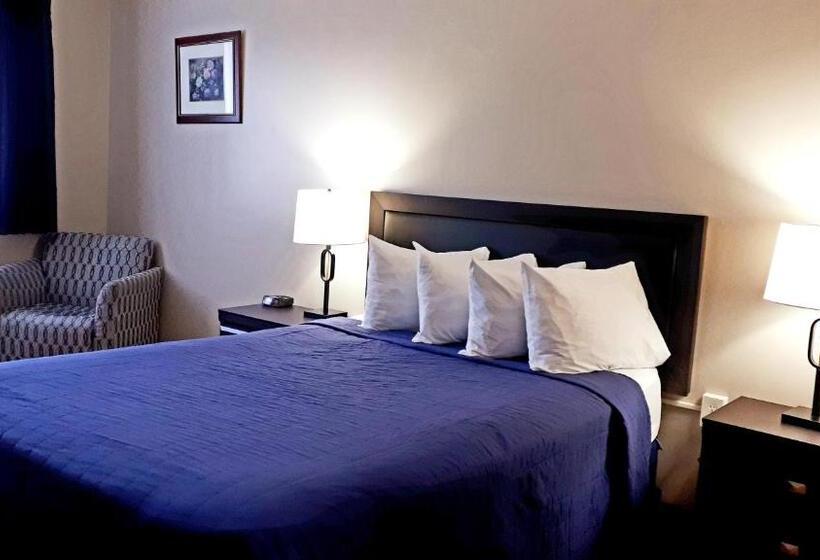 Номер Стандарт, Causeway Bay Hotel Sparwood