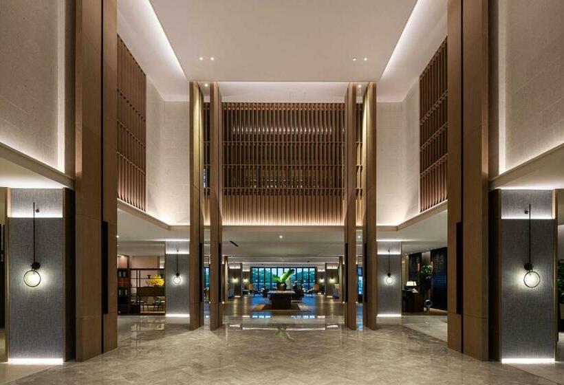 Семейный Номер, Wingate By Wyndham Hainan Chengmai