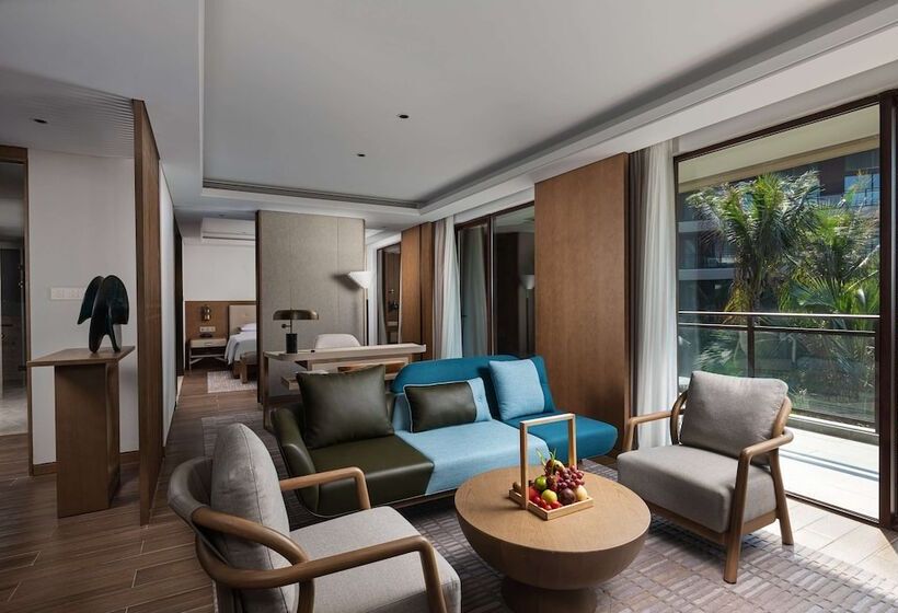 Люкс Повышенной Комфортности, Wingate By Wyndham Hainan Chengmai