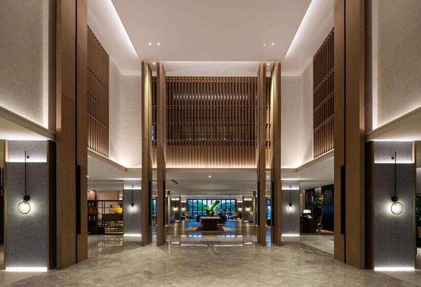 Номер Superior, Wingate By Wyndham Hainan Chengmai