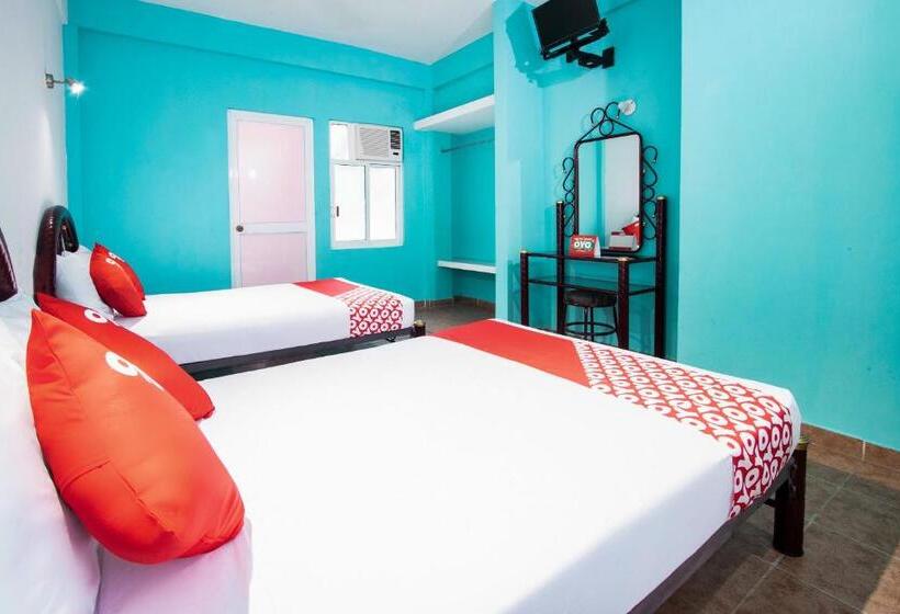 Номер Стандарт, OYO Hotel Estacion,José Cardel,Parque Central Revolución