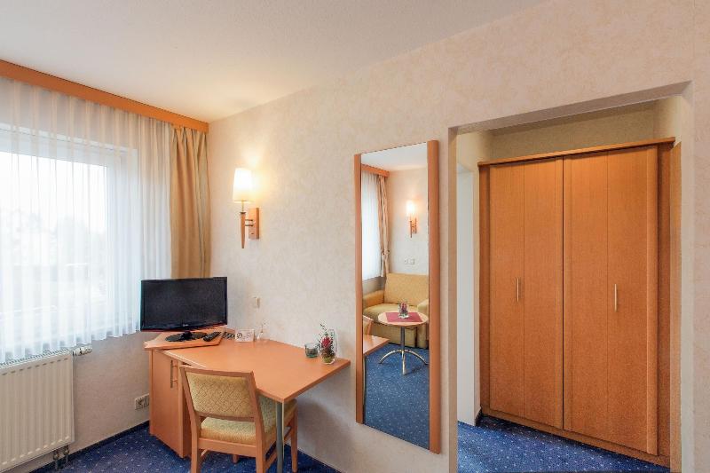 Номер Стандарт, OYO Hotel Estacion,José Cardel,Parque Central Revolución