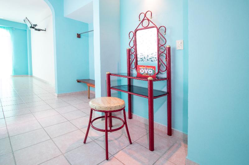 Номер Стандарт, OYO Hotel Estacion,José Cardel,Parque Central Revolución