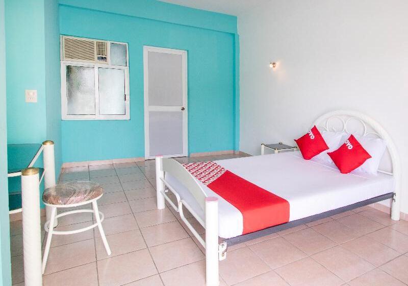 Номер Стандарт, OYO Hotel Estacion,José Cardel,Parque Central Revolución