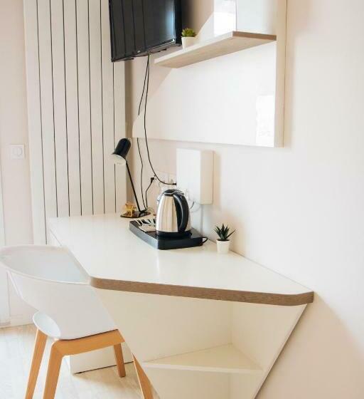 テラス付きスタンダードワンルーム, Twenty Business Flats Nîmes Trigone