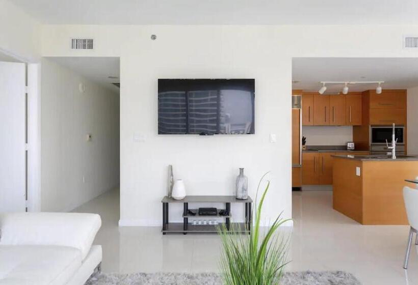 高级套房带海景, Icon Brickell Residences
