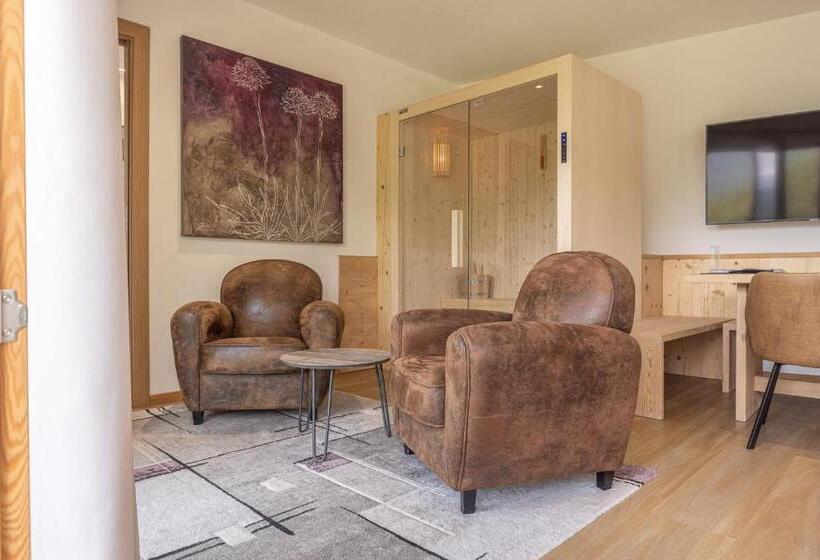 Полулюкс Одноместный с Террасой, Giallo Dolomiti Wellness